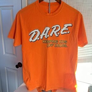 Vintage DARE T-shirt Orange Kids Off Drugs Unisex Teen Medium USA Y2K 1990s BxQQ